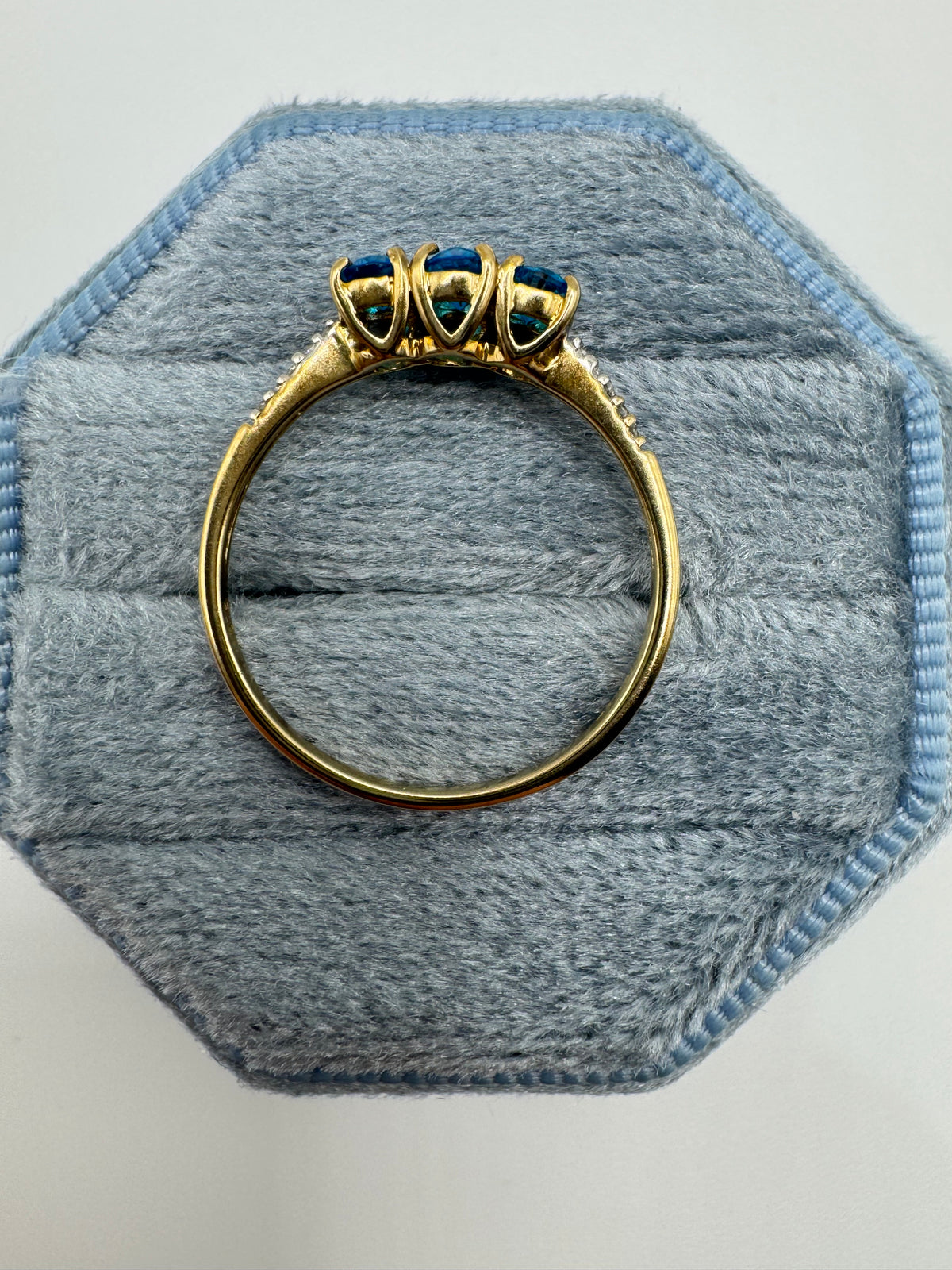 9ct gold apatite and diamond ring