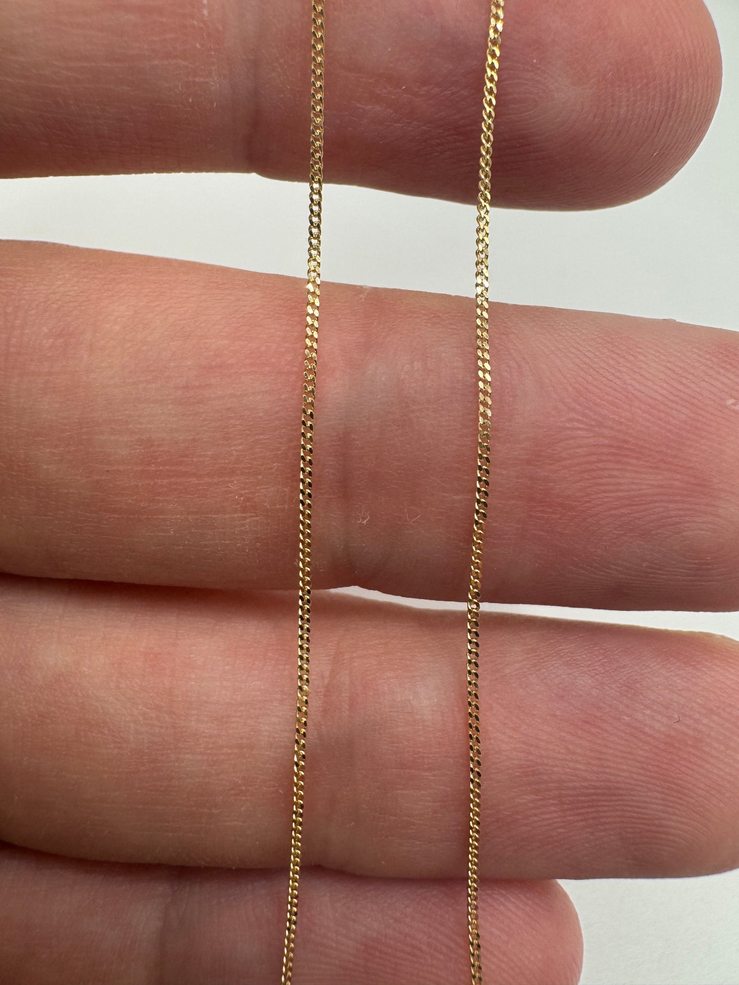 9ct gold curb chain 36