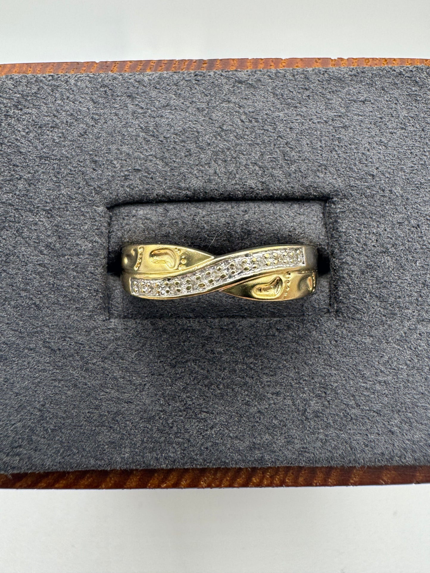 9ct gold diamond crossover ring
