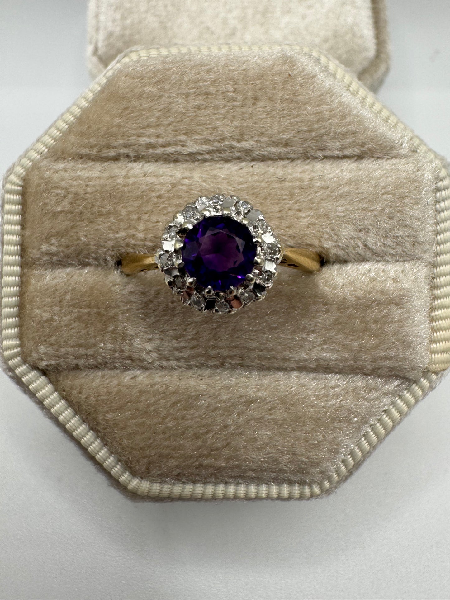 9ct gold amethyst and diamond ring