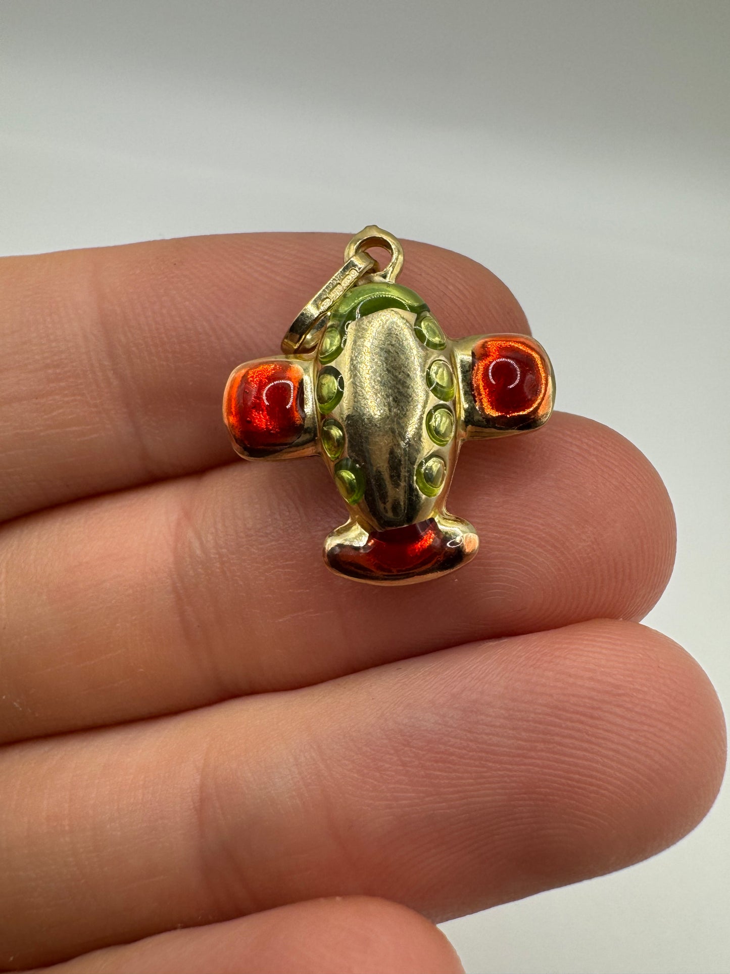 9ct gold enamelled aeroplane charm
