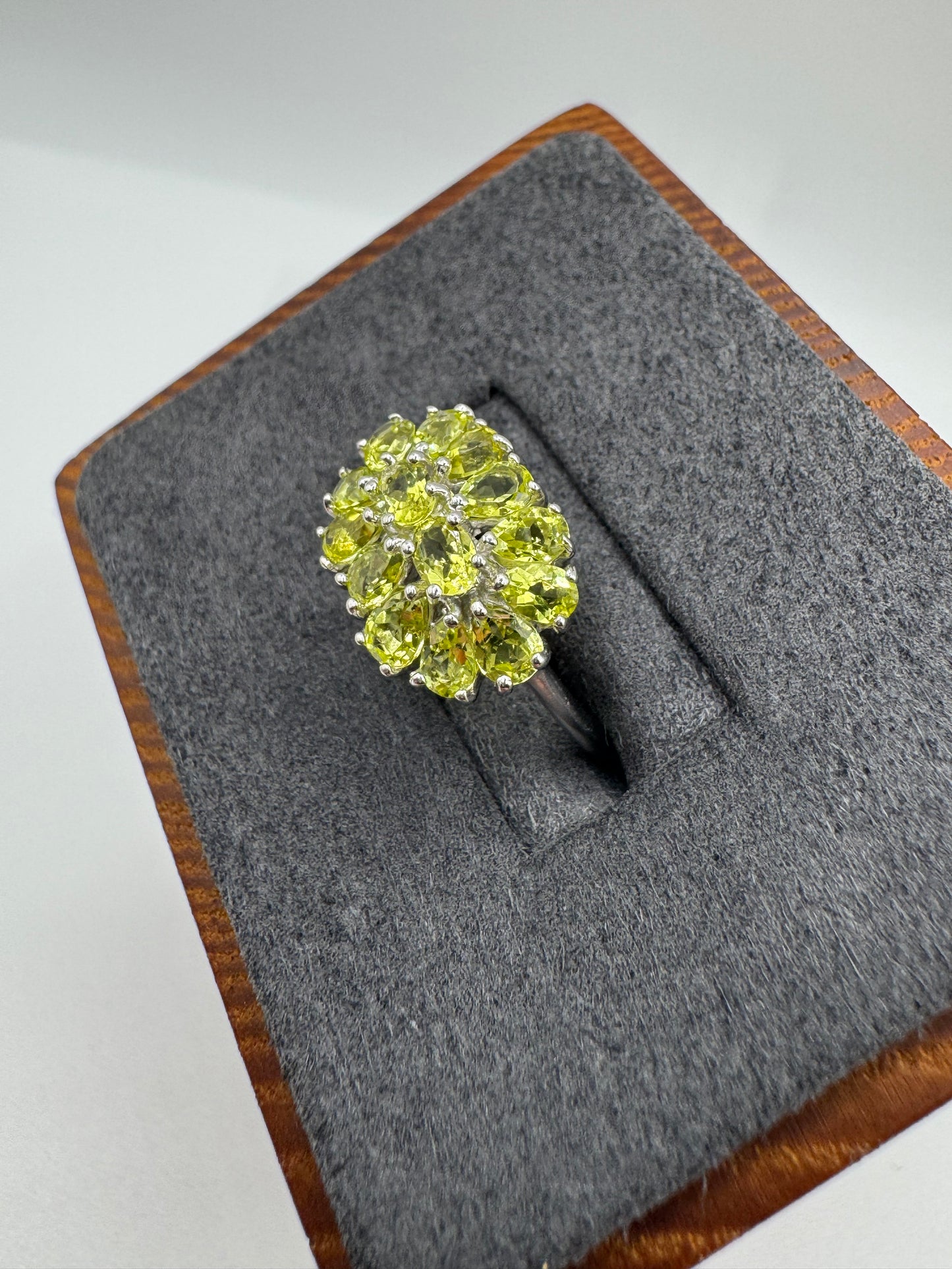 9ct white gold lemon quartz cluster ring