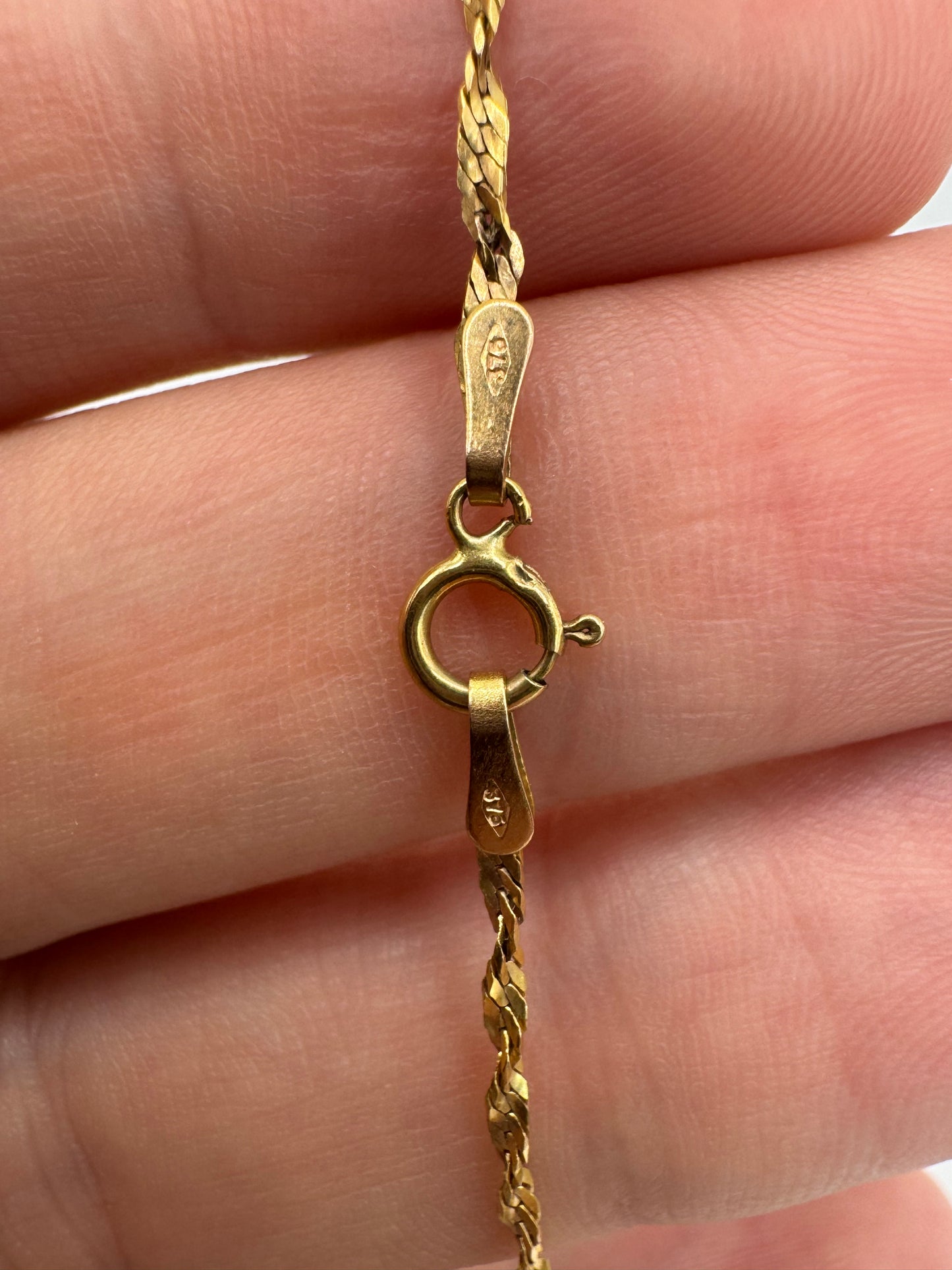 9ct gold bracelet