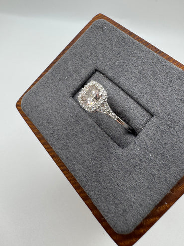 9ct white gold morganite and diamond ring