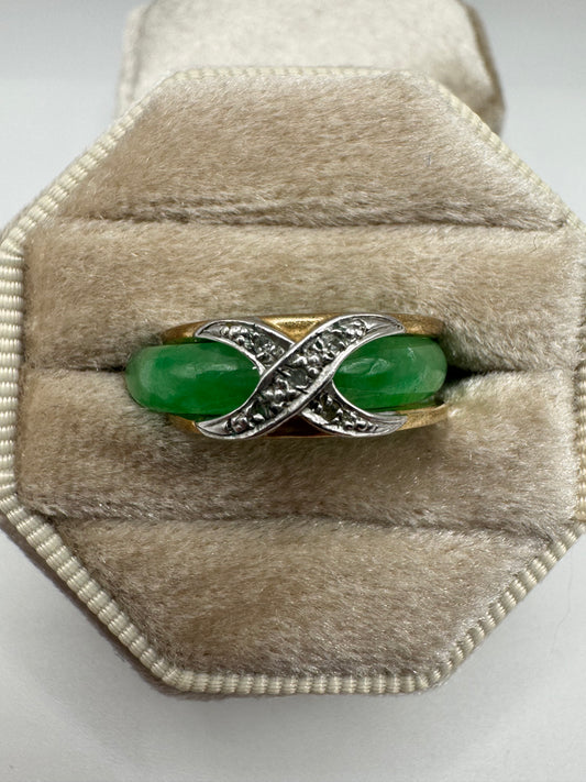 9ct gold Jade and diamond ring