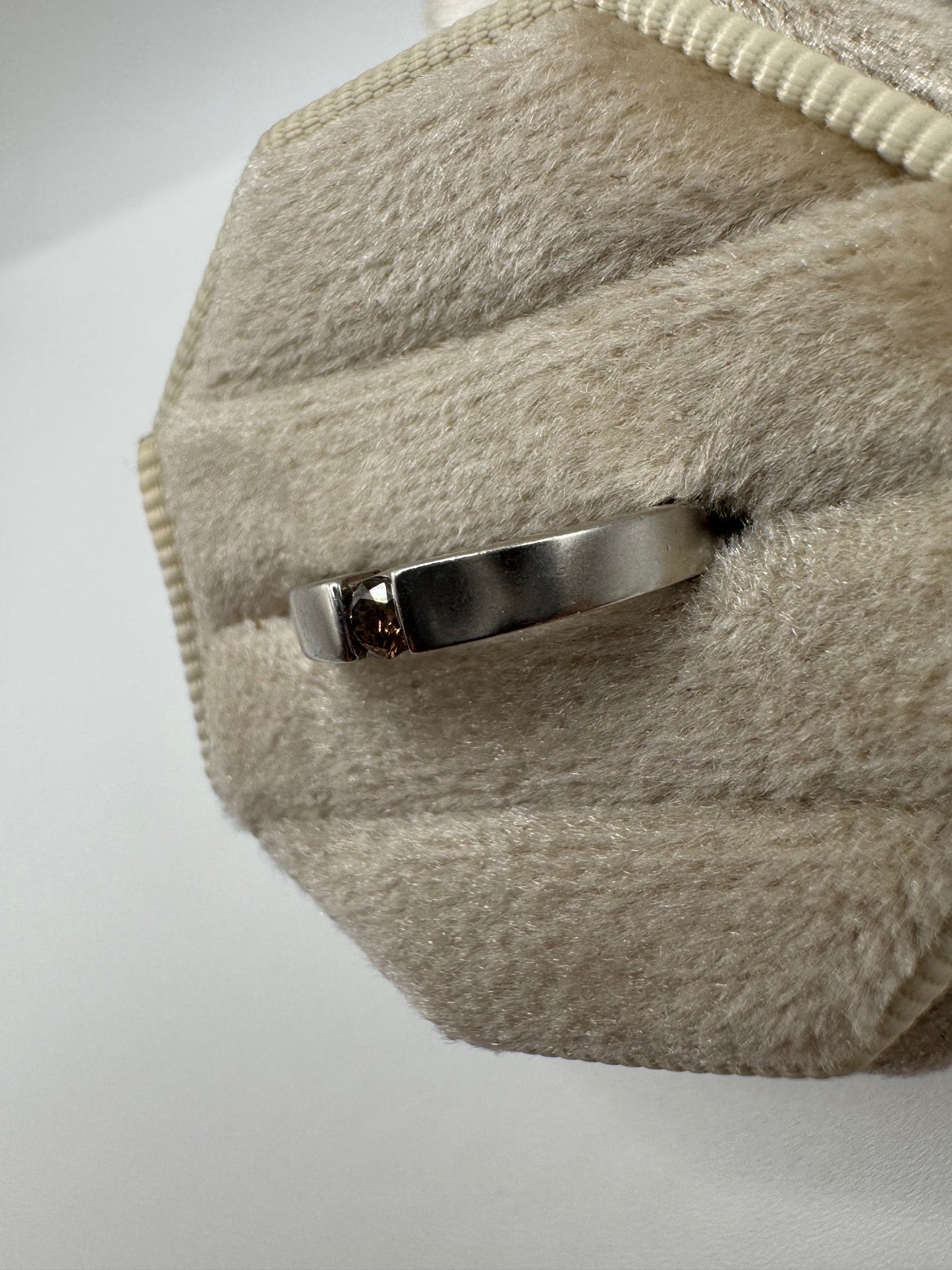 9ct white gold cognac diamond ring