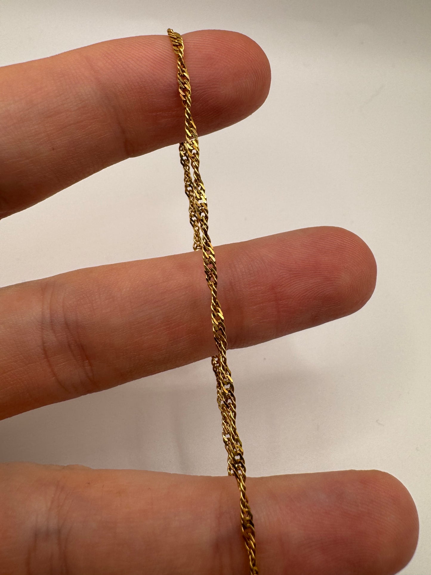 9ct gold anklet/large bracelet (11”)