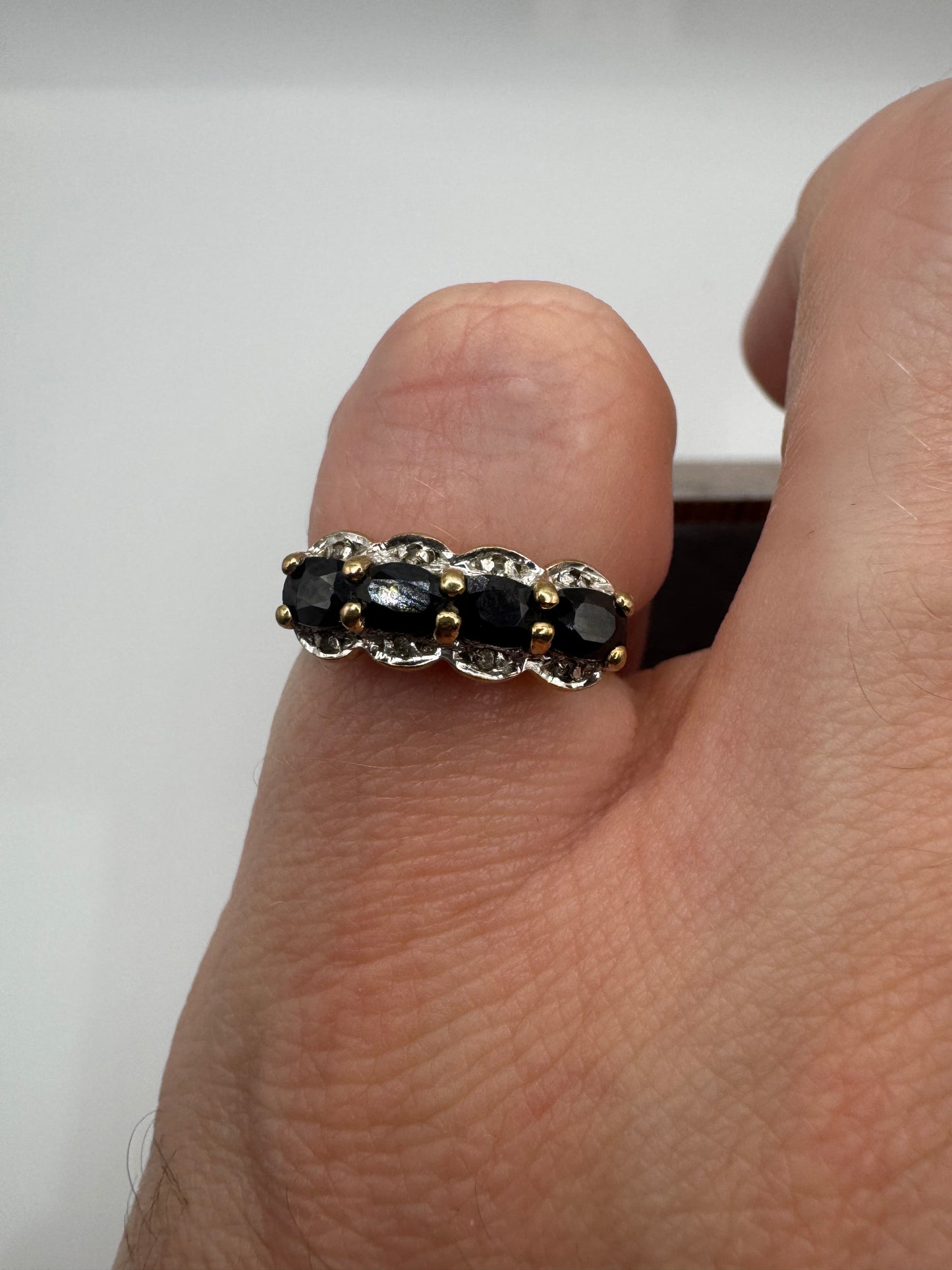 9ct gold sapphire and diamond ring