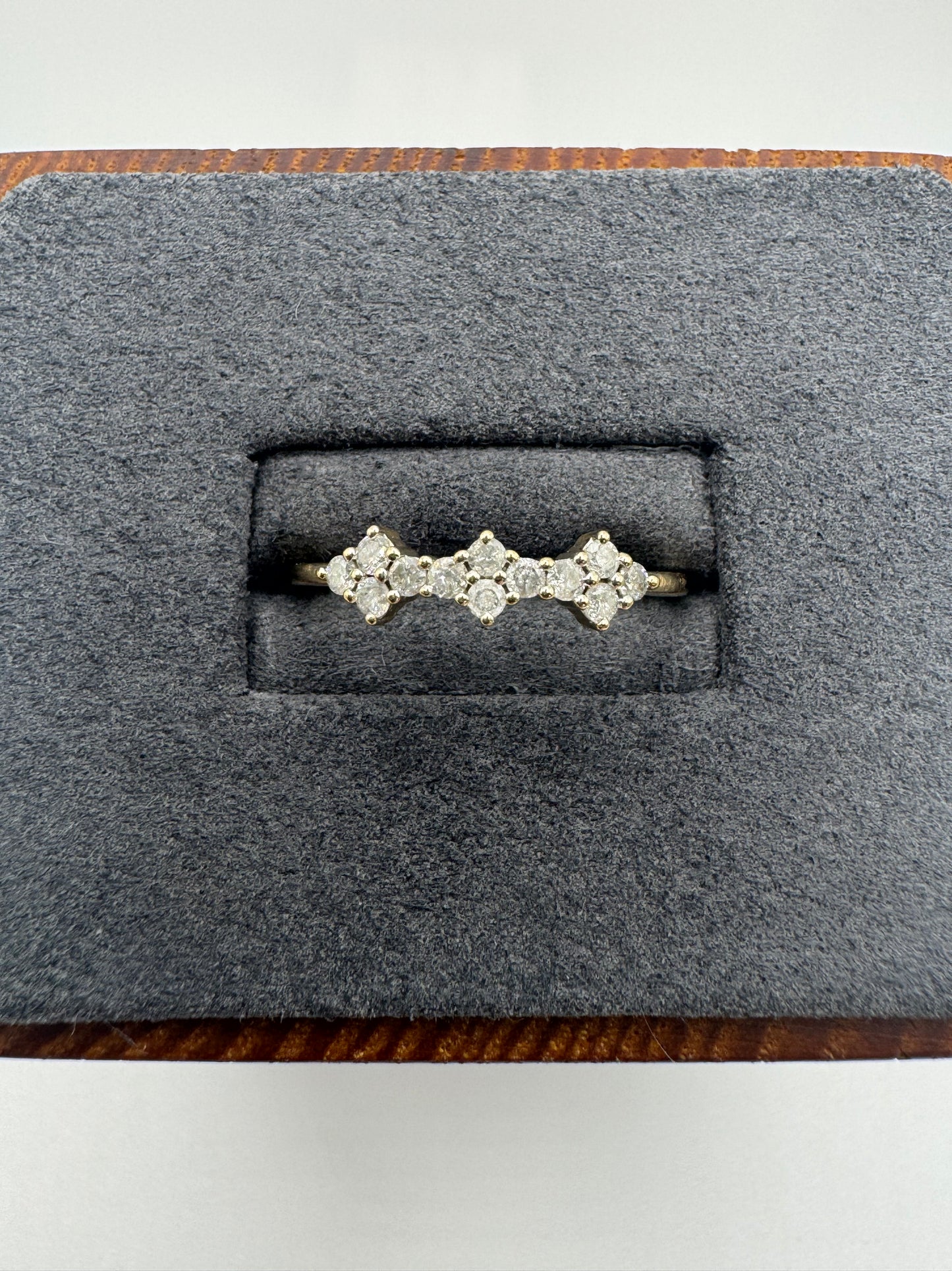 9ct gold diamond ring