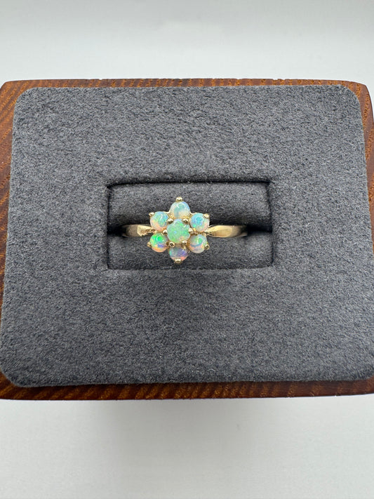 9ct gold opal cluster ring