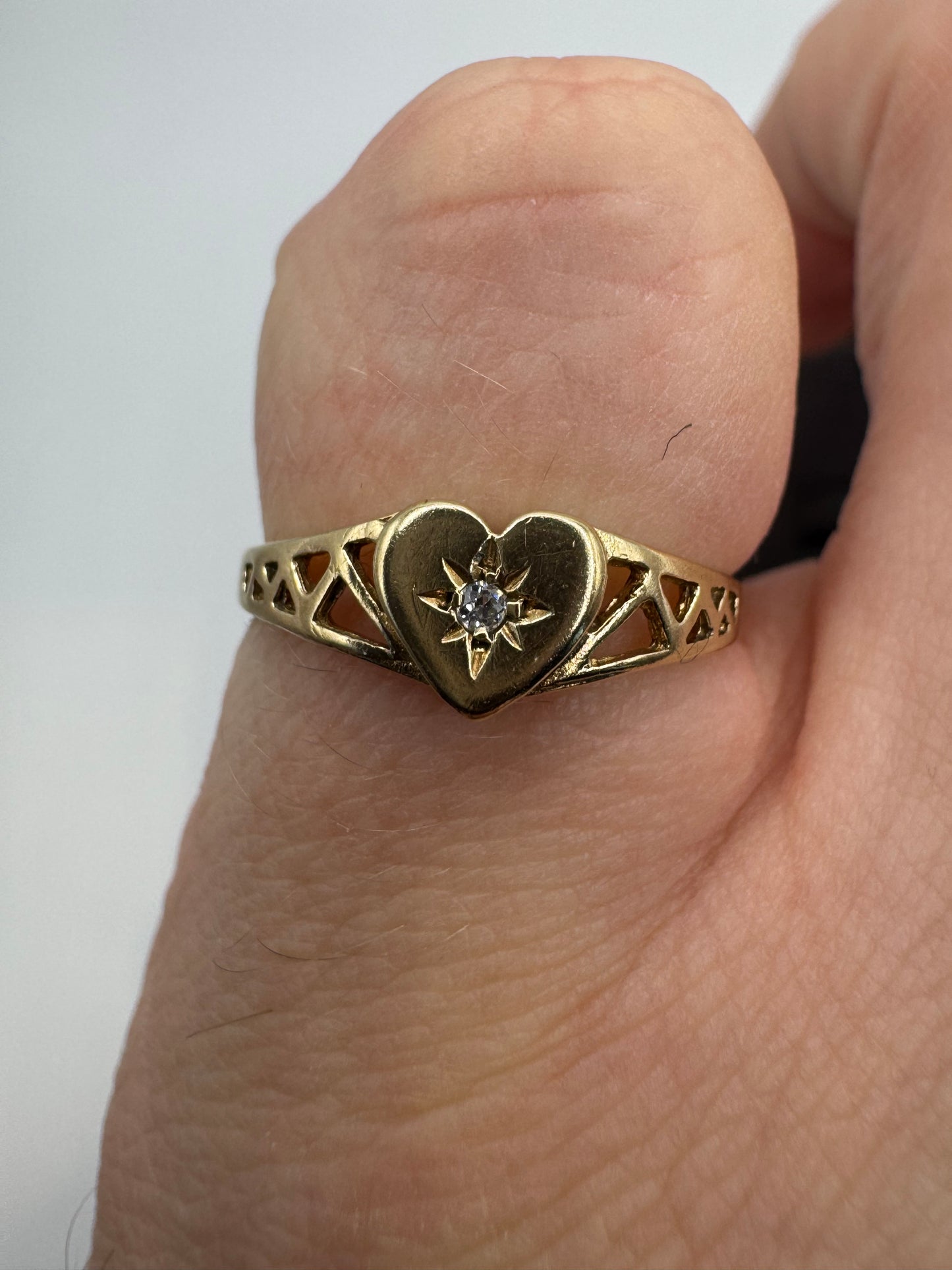 9ct gold diamond heart gypsy ring