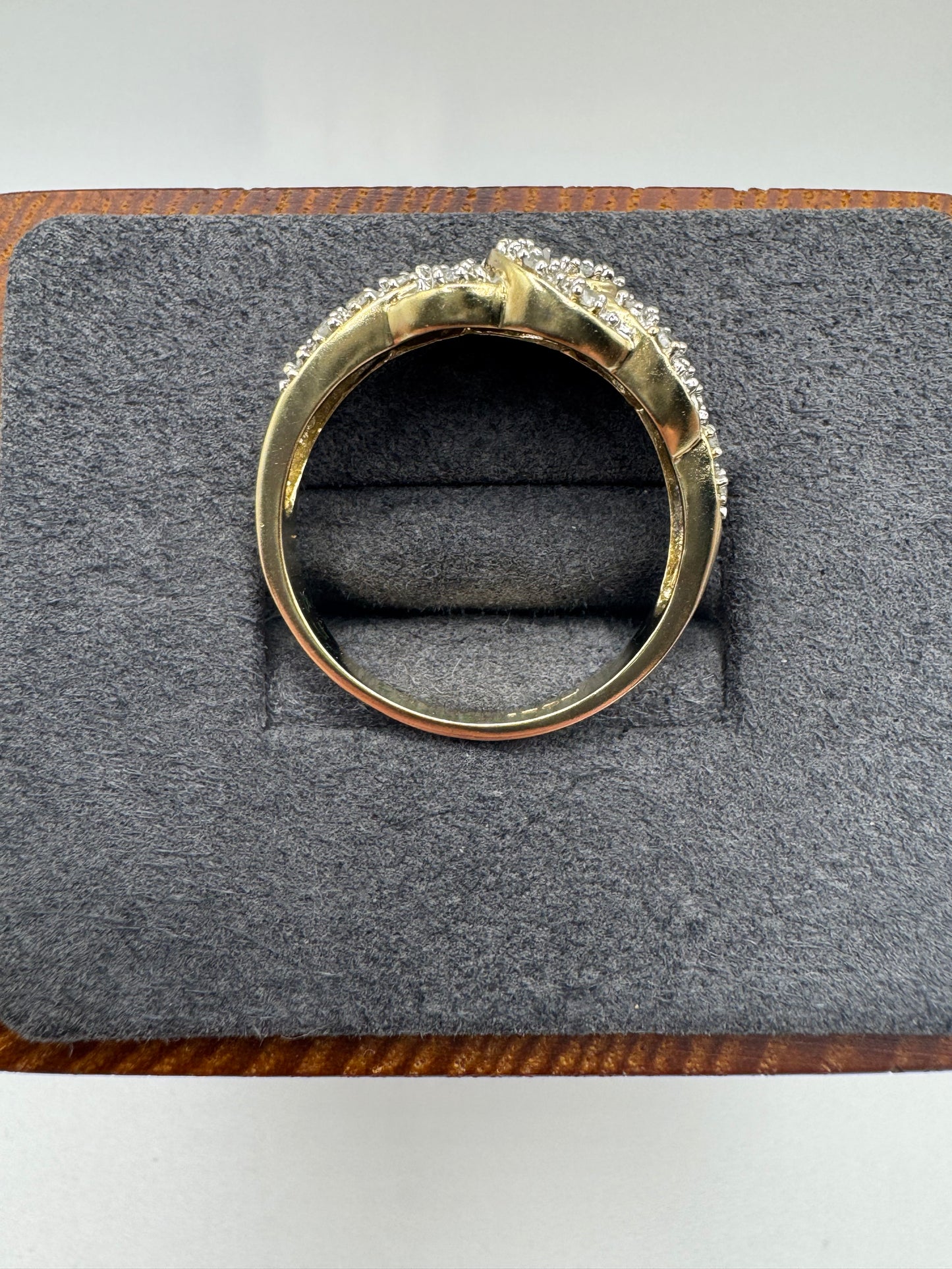 9ct gold diamond knot ring