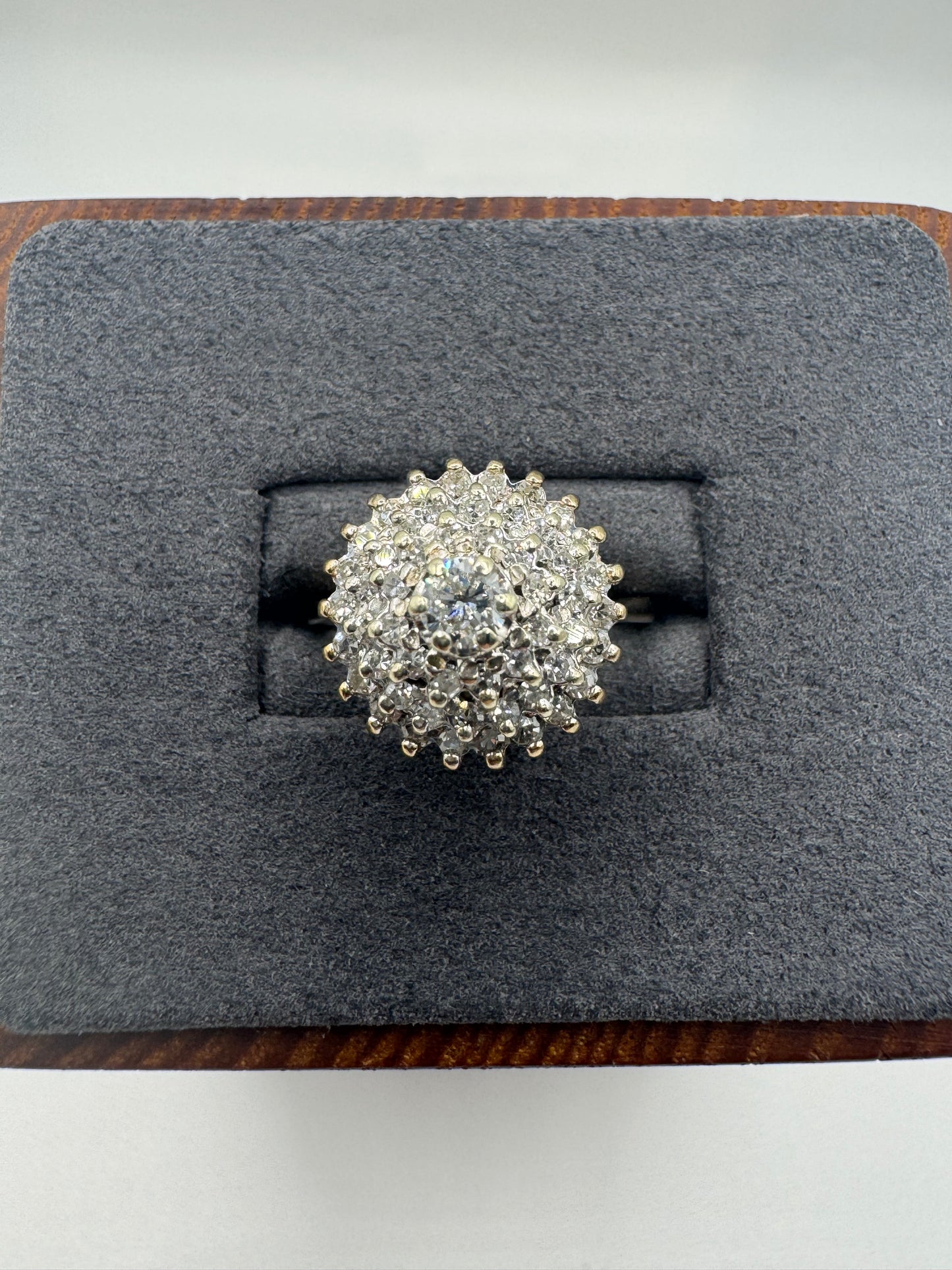 9ct gold diamond cluster ring