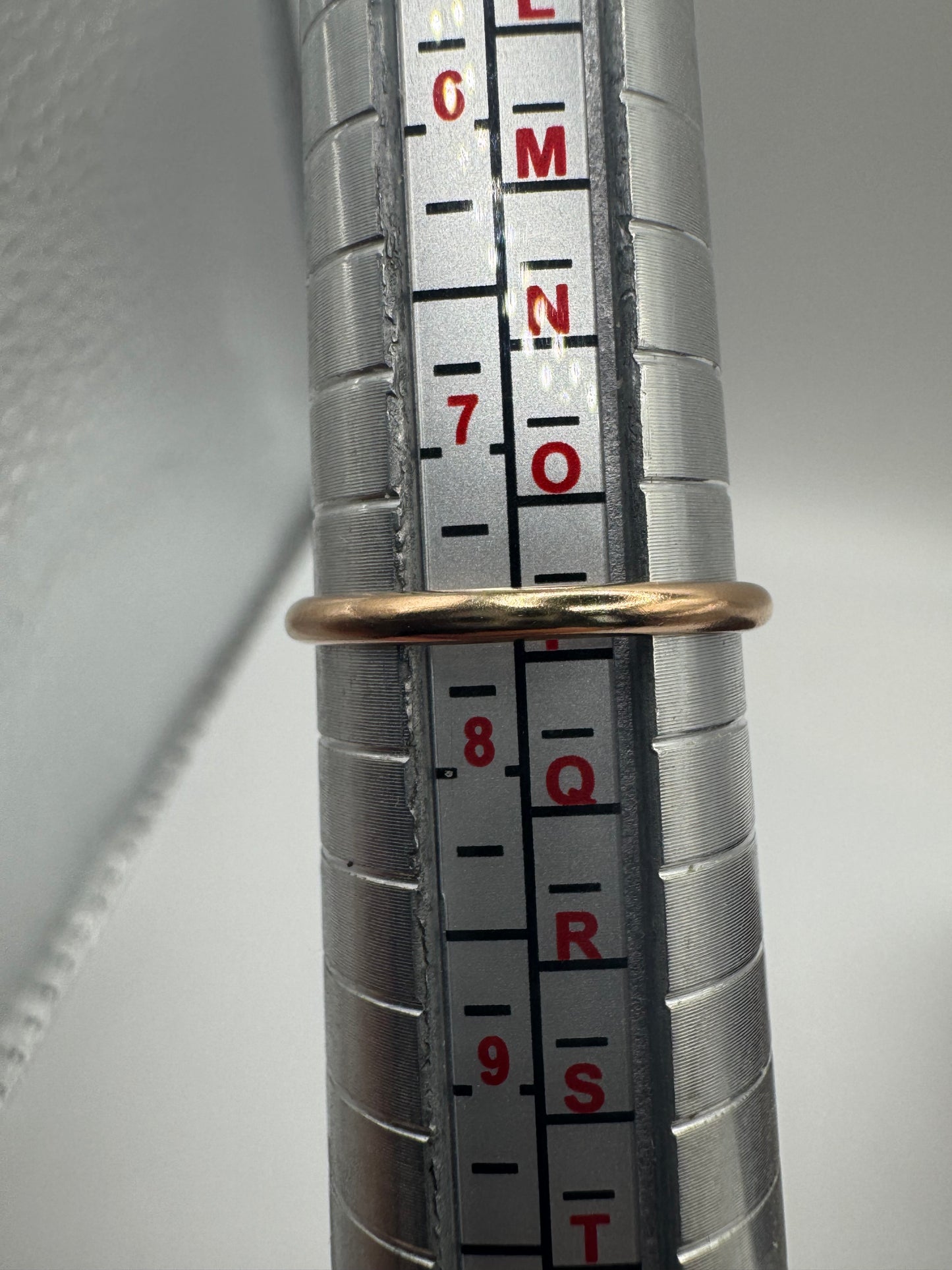 9ct gold diamond ring