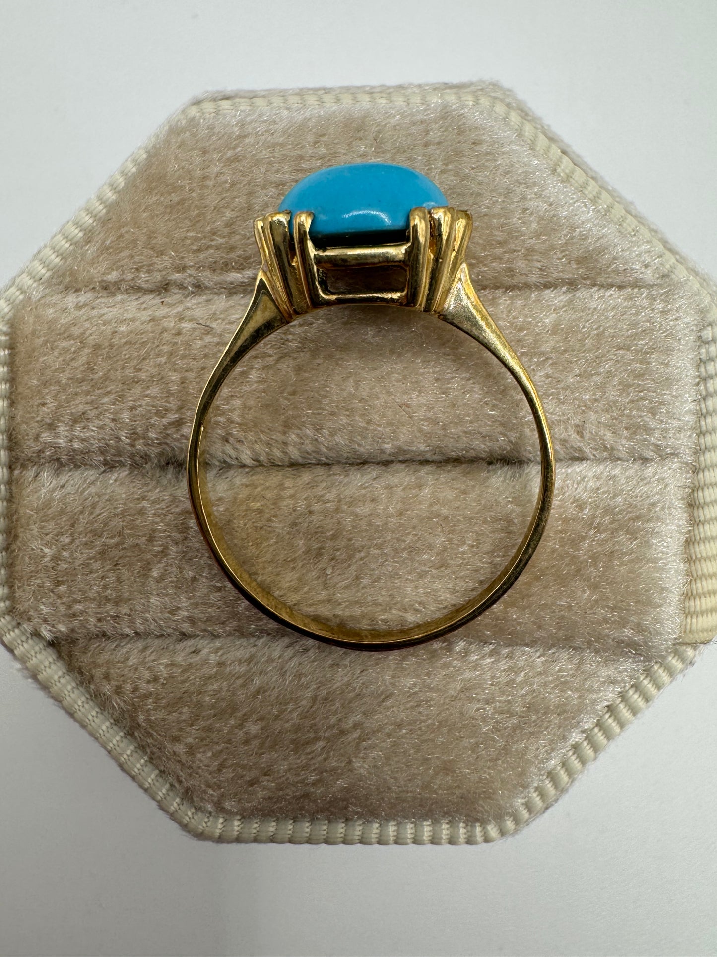 9ct gold turquoise ring