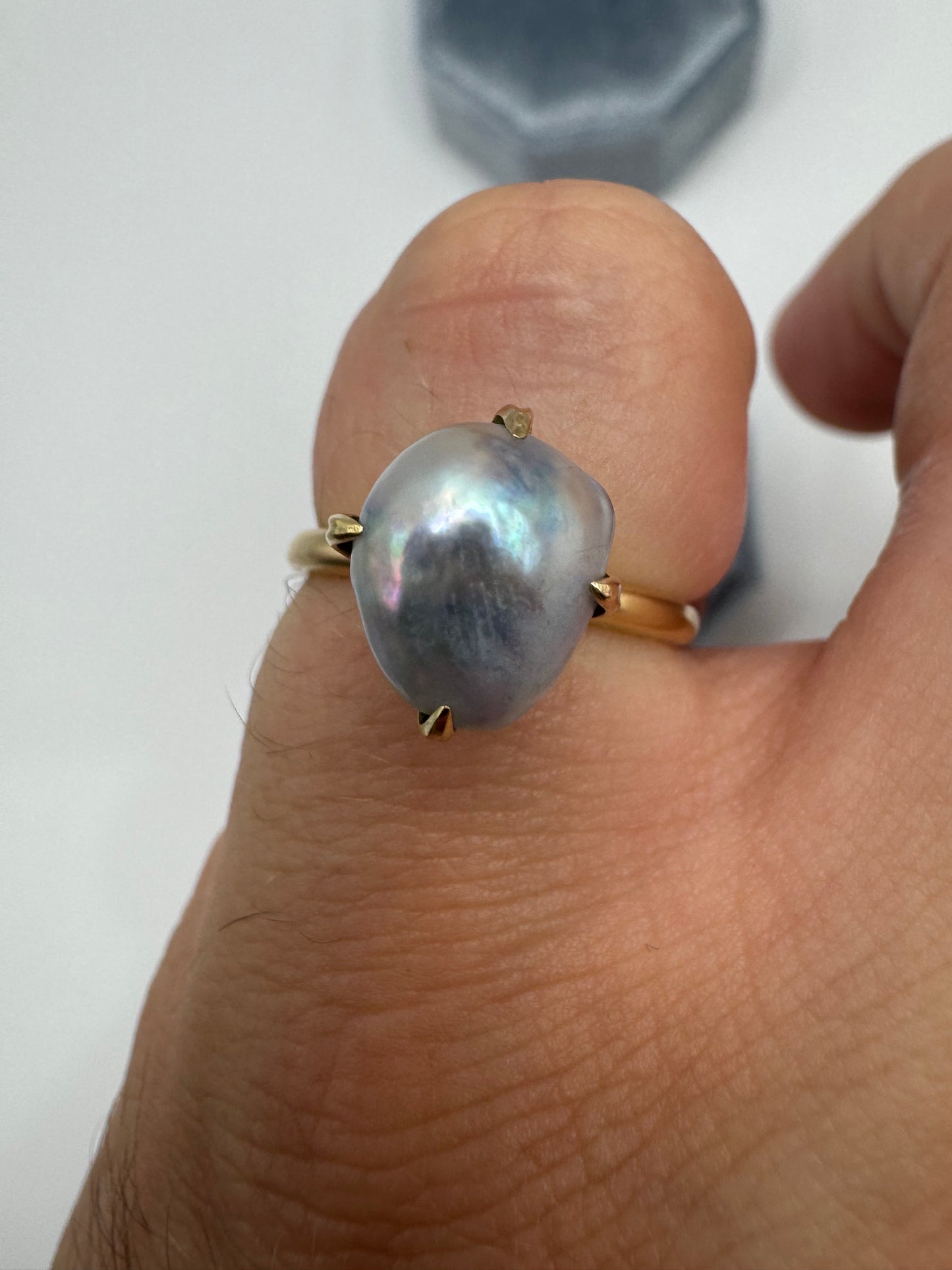 9ct gold baroque pearl ring