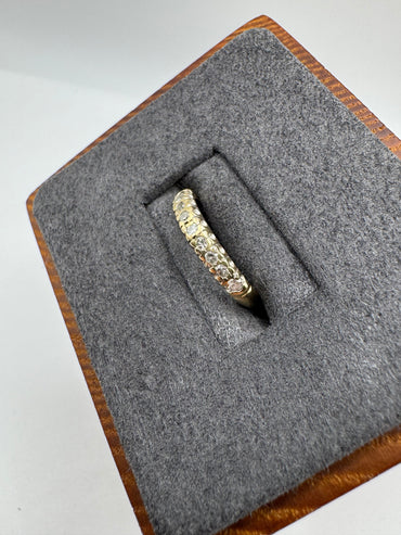 9ct gold diamond ring