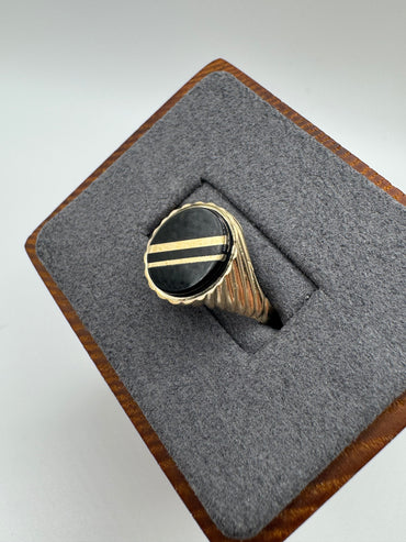 9ct gold onyx signet ring