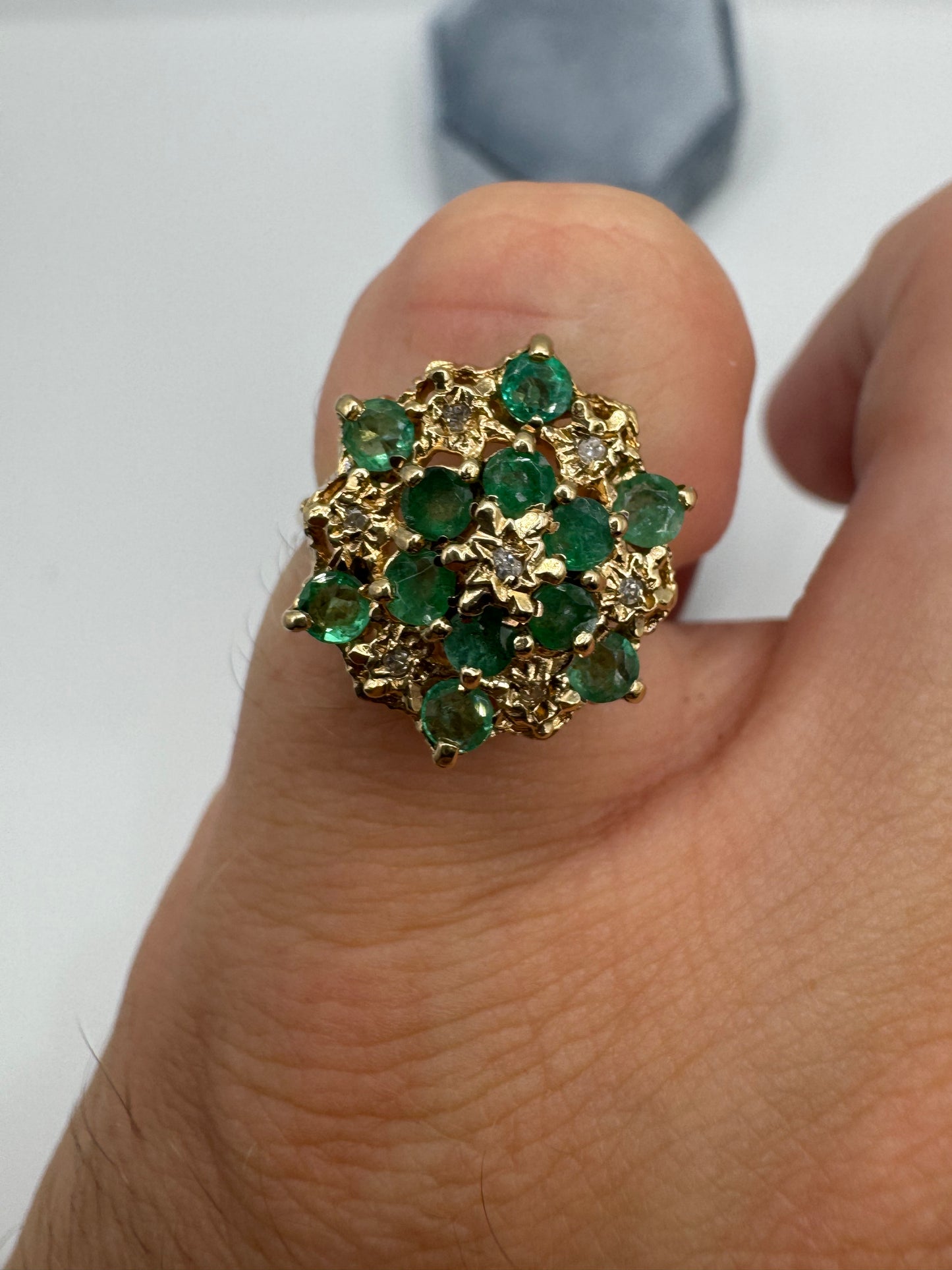 9ct gold emerald and diamond cluster ring