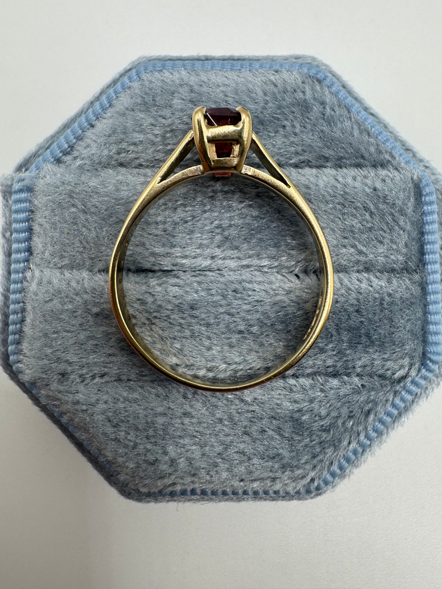 9ct gold ruby ring
