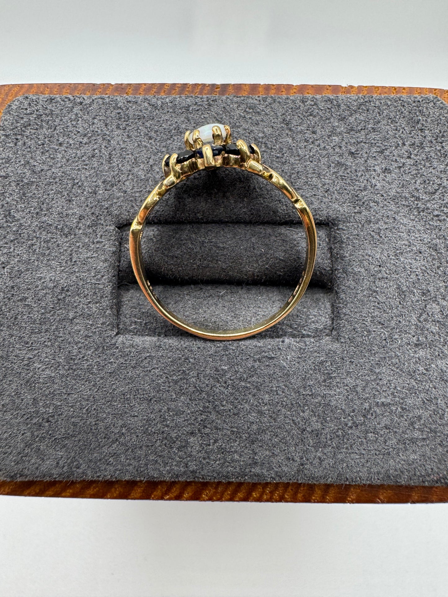 9ct gold opal and sapphire cluster ring
