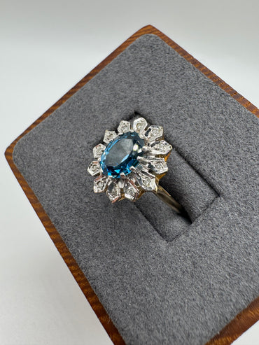 9ct gold topaz and diamond ring