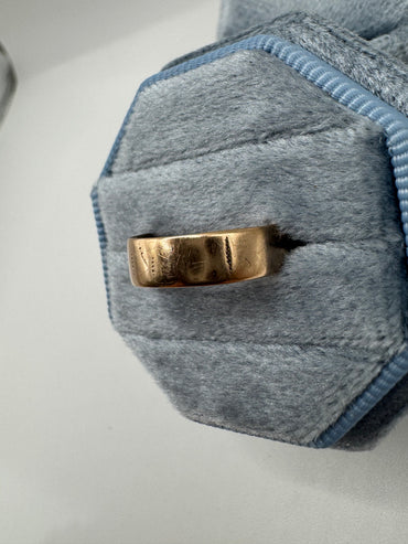9ct rose gold band