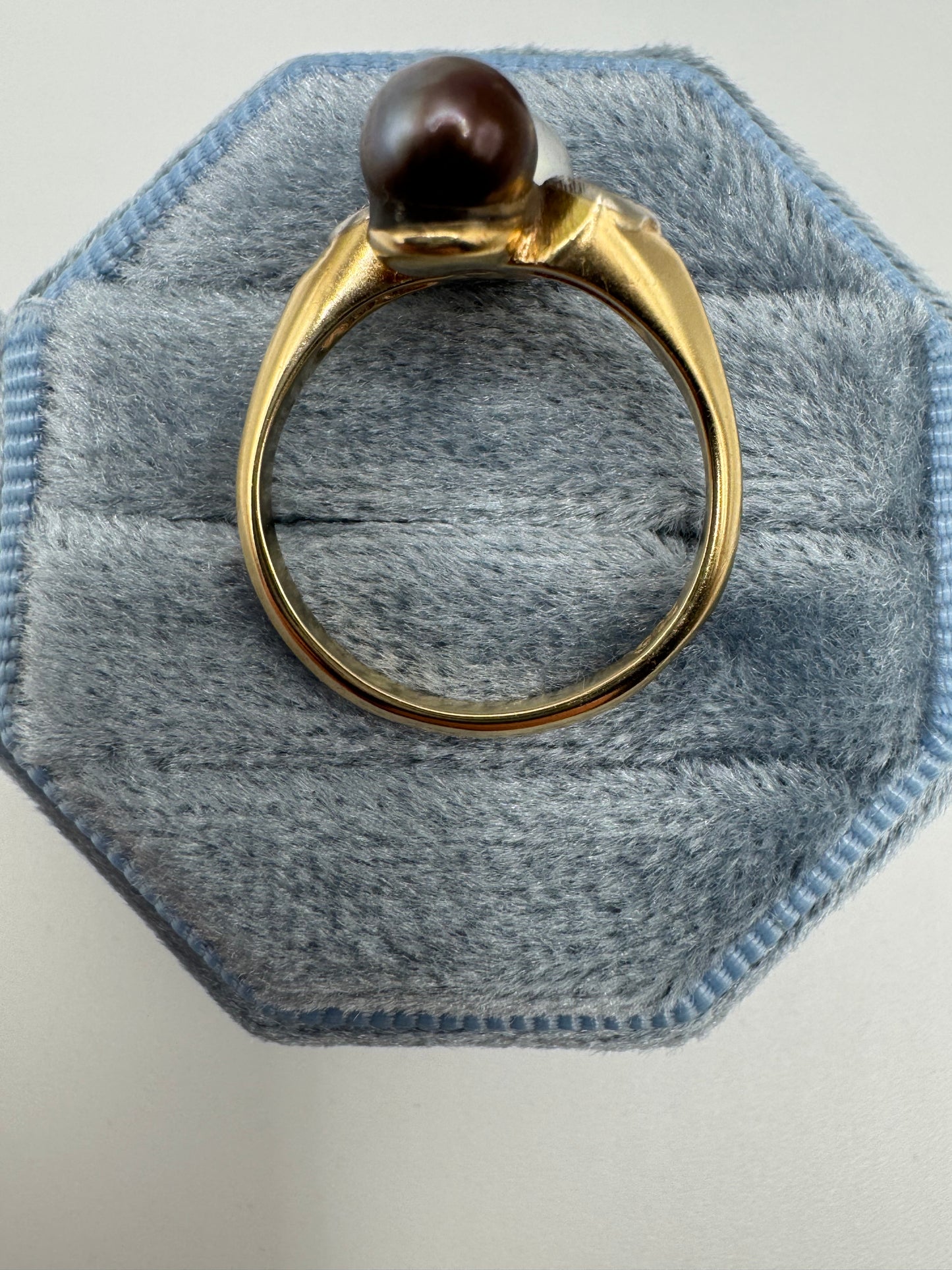 9ct gold pearl and diamond ring