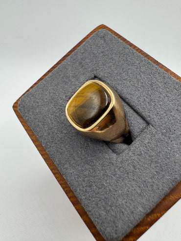 9ct gold tigers eye signet ring
