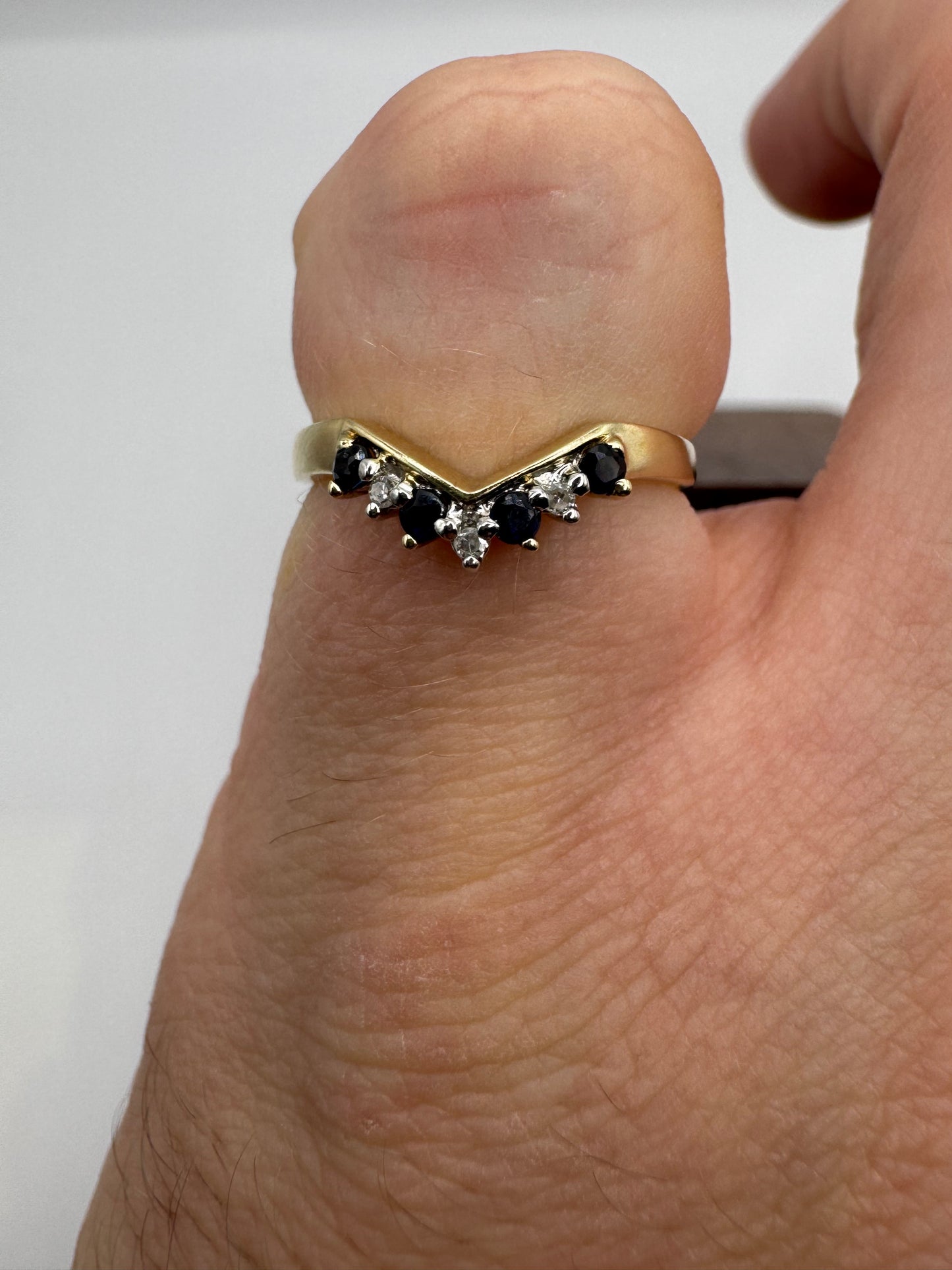 9ct gold sapphire and diamond wishbone ring