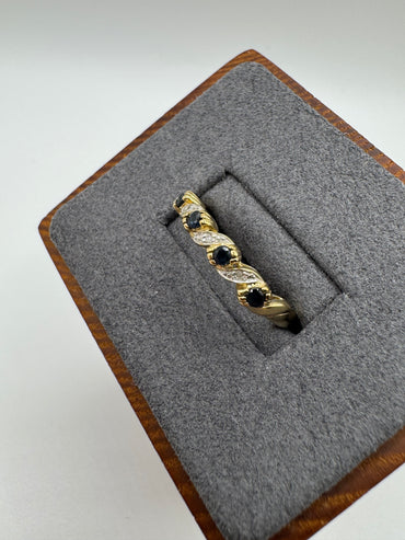 9ct gold sapphire and diamond ring