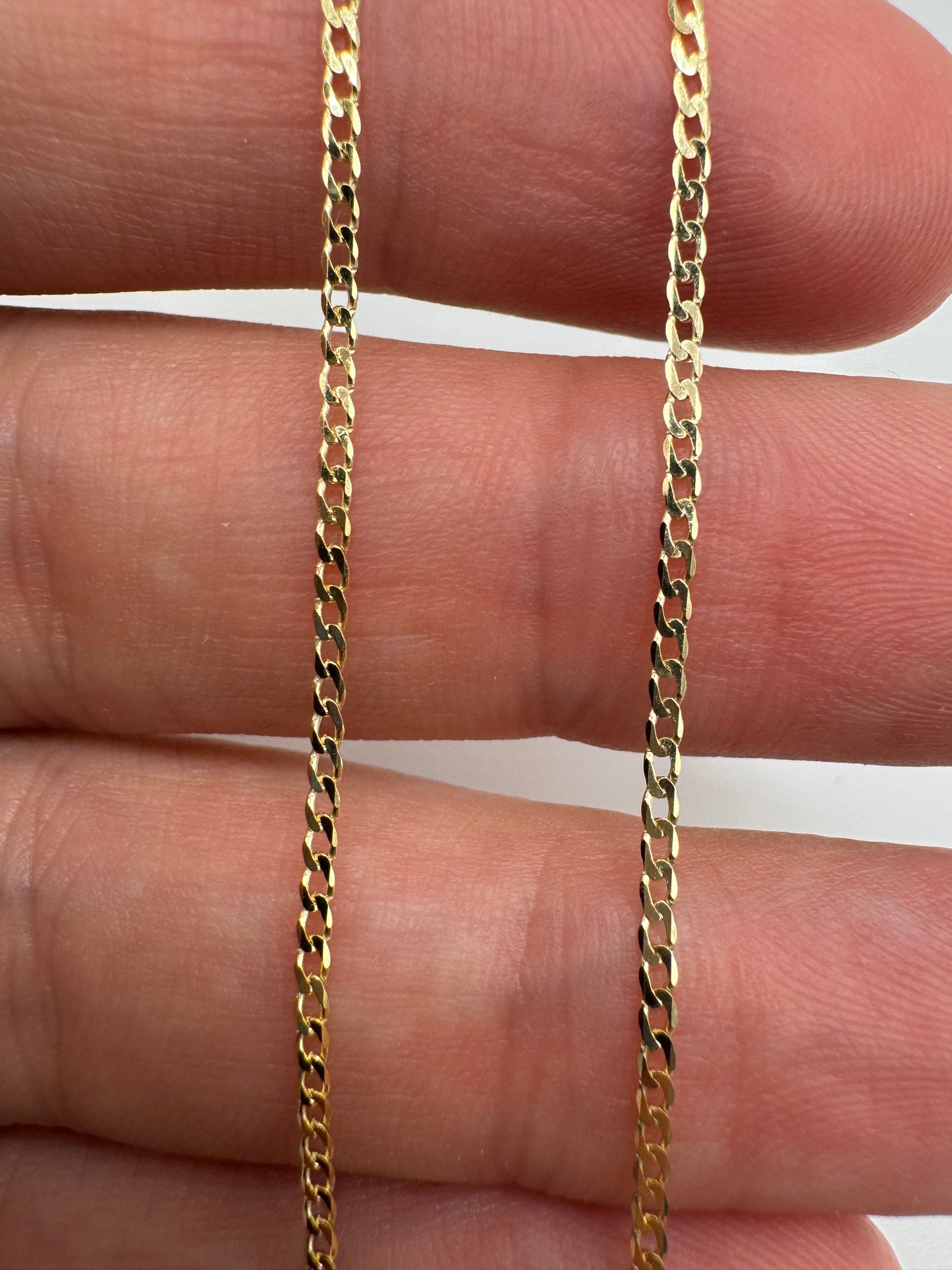 9ct gold curb chain 61 20”