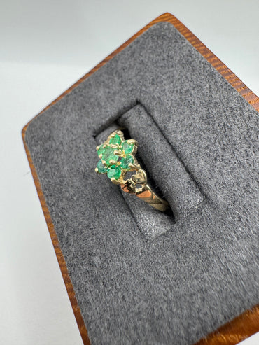 9ct gold emerald cluster ring