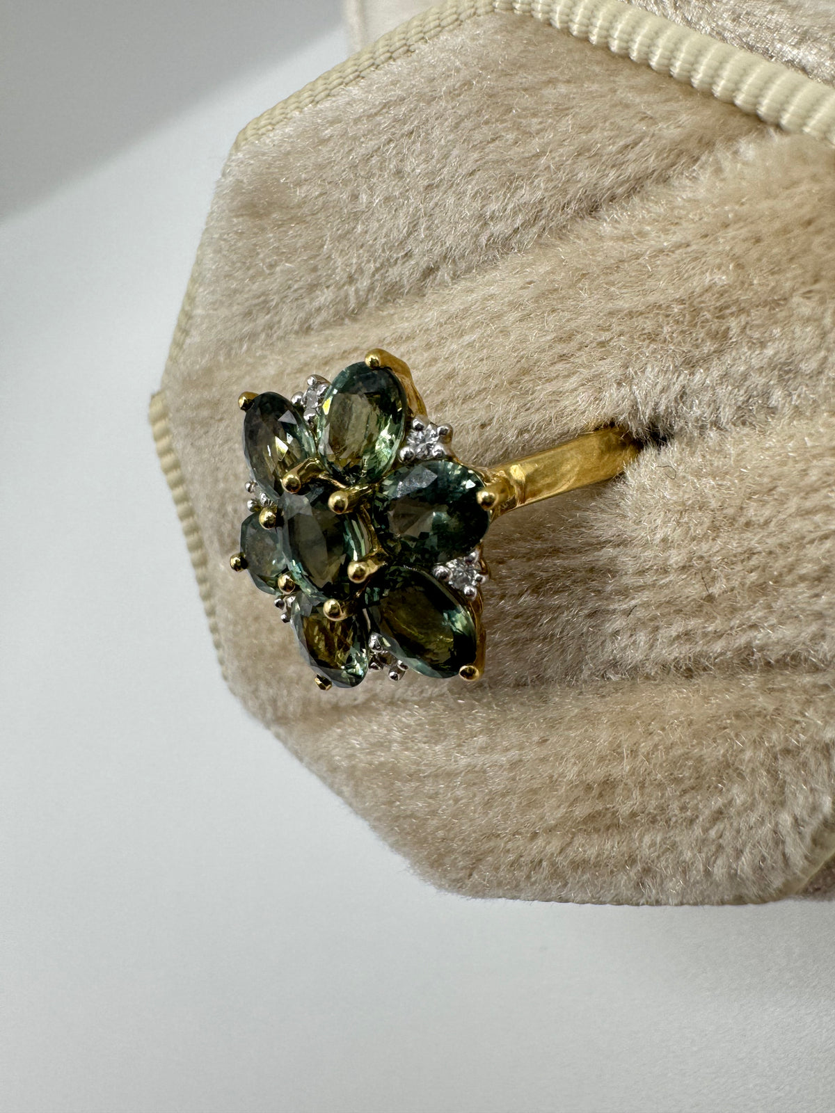 9ct gold sapphire and zircon ring