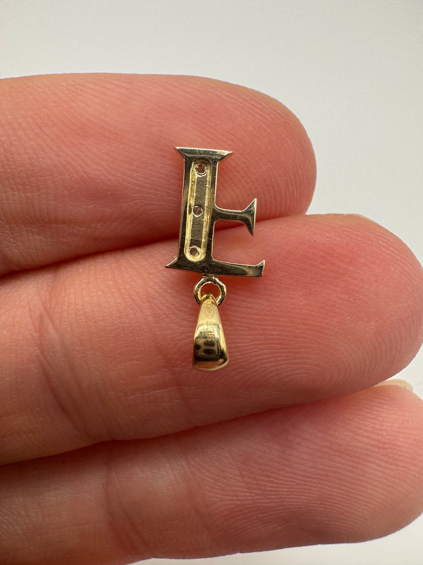 9ct gold diamond initial F pendant