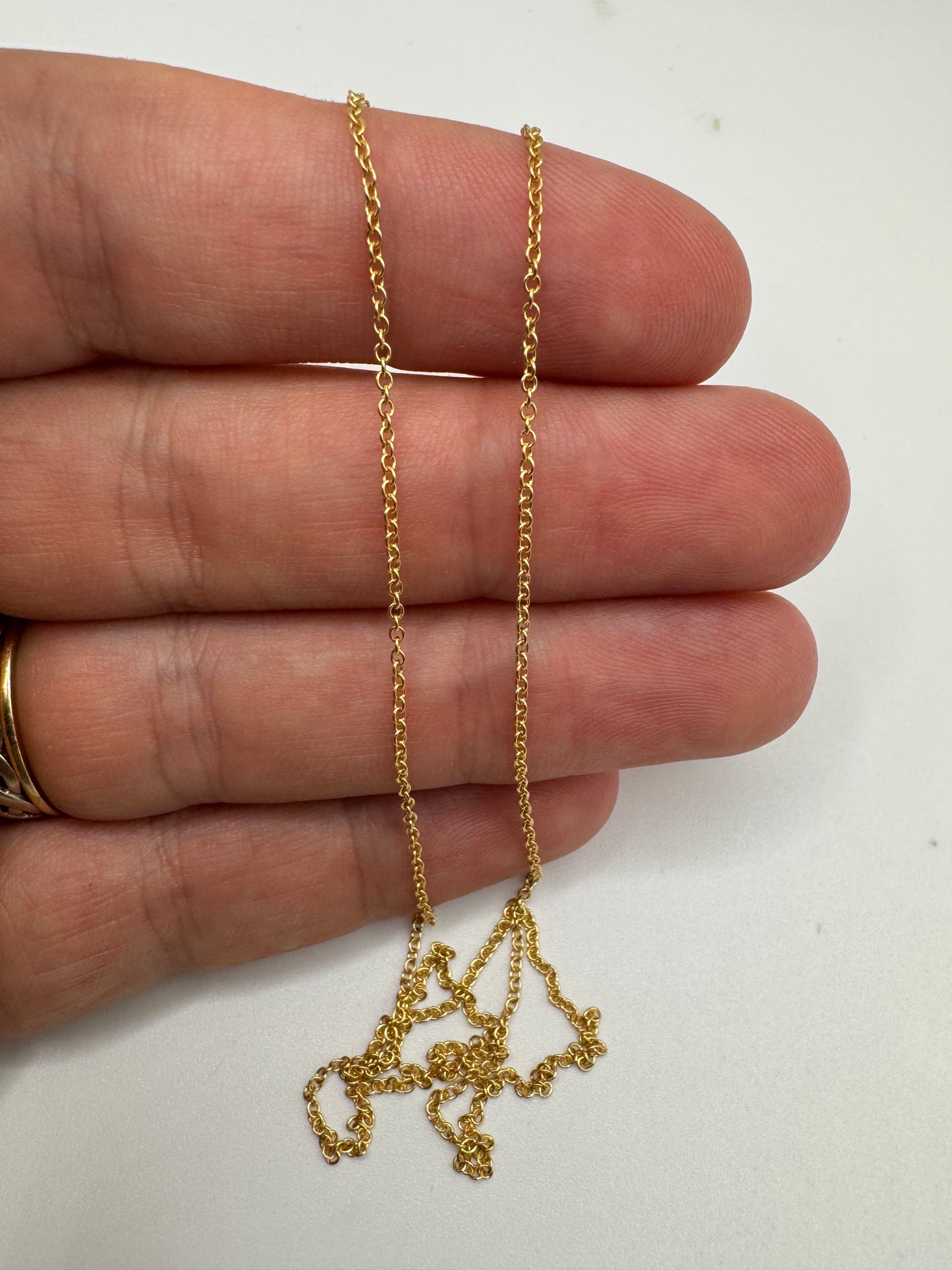 9ct gold trace chain 53 18”