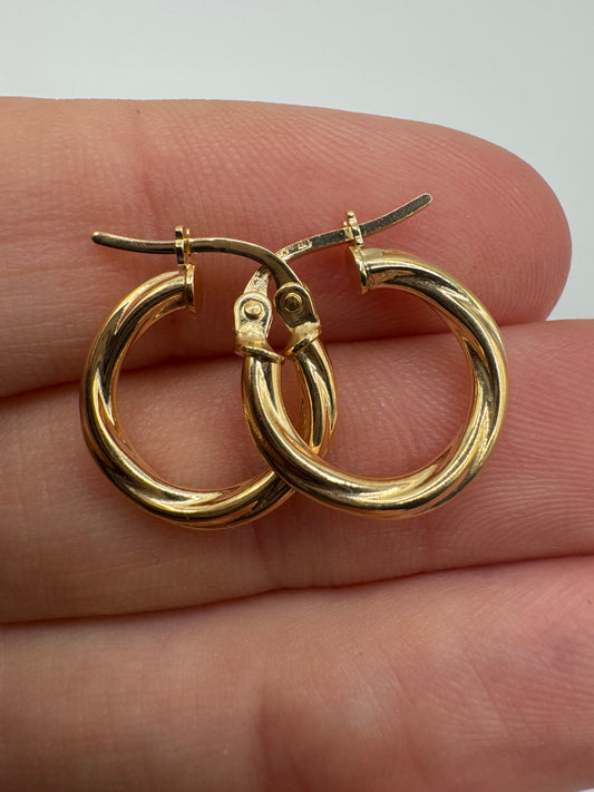 9ct gold twist creole earrings