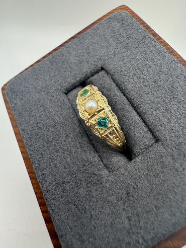 9ct gold emerald and pearl gypsy ring