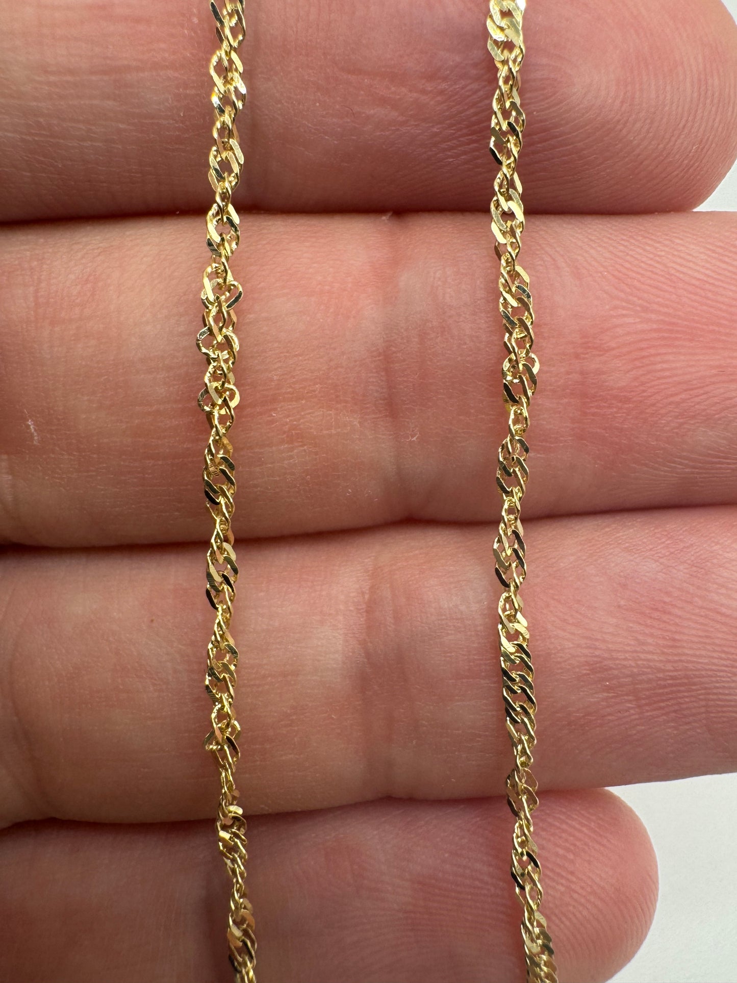 9ct gold Singapore chain 42