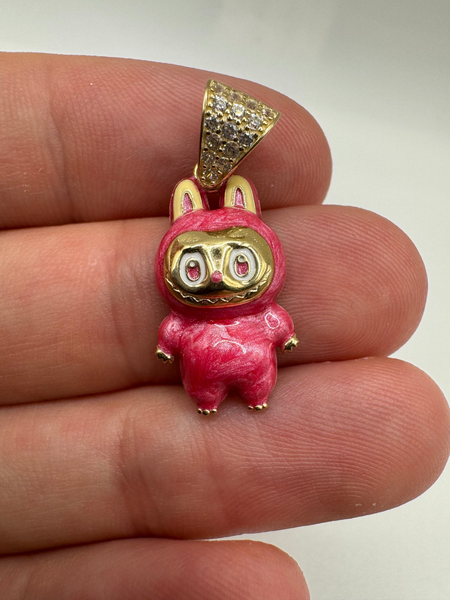 9ct gold 20mm enamelled character pendant