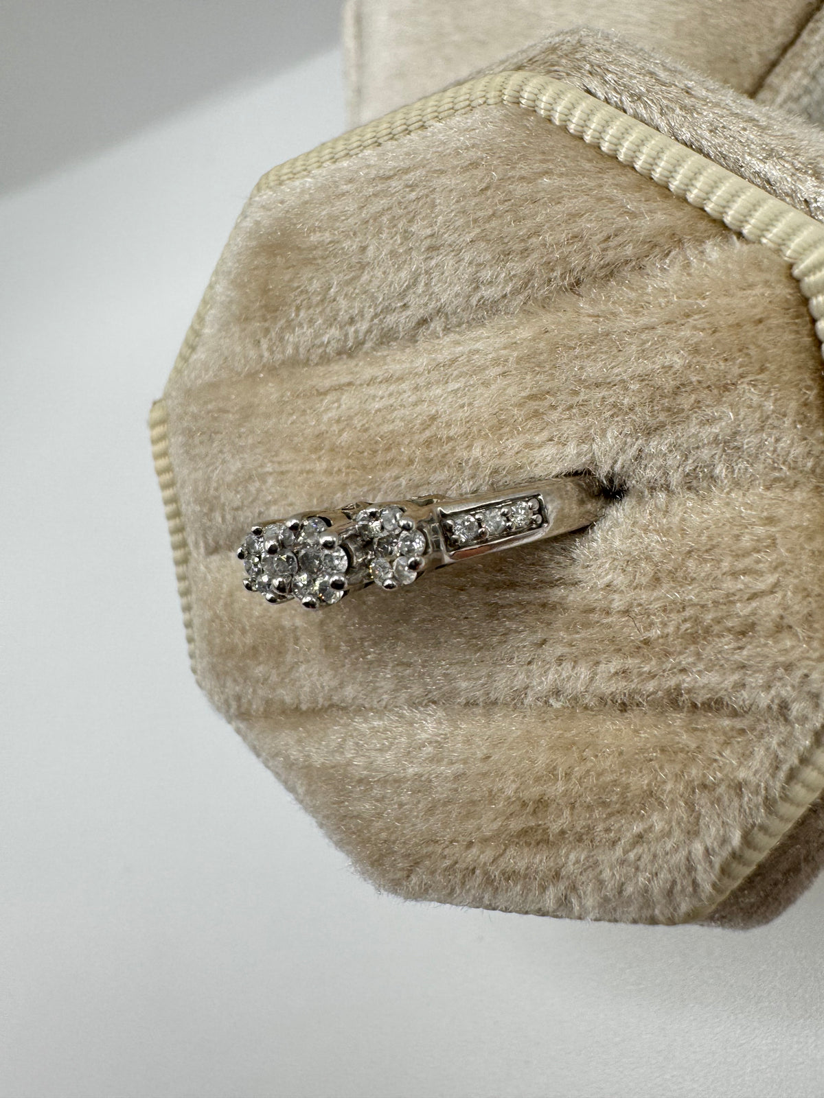 9ct white gold diamond cluster ring