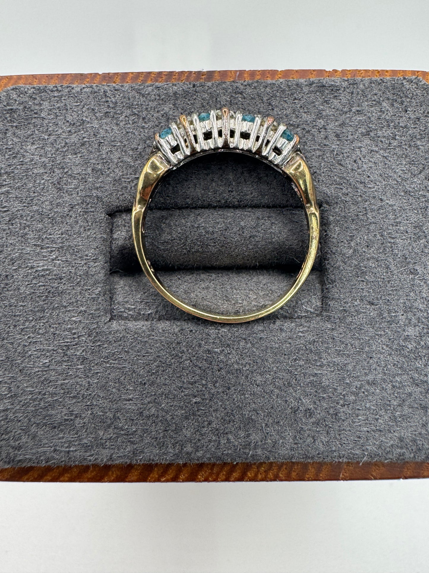9ct gold topaz and cz ring