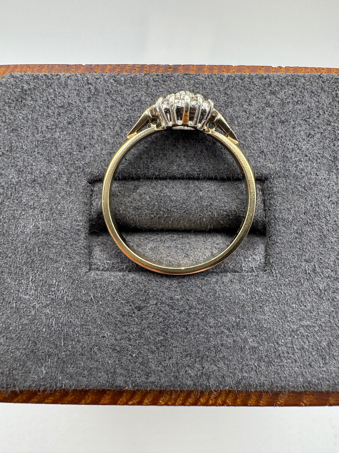 9ct gold 20 point diamond cluster ring