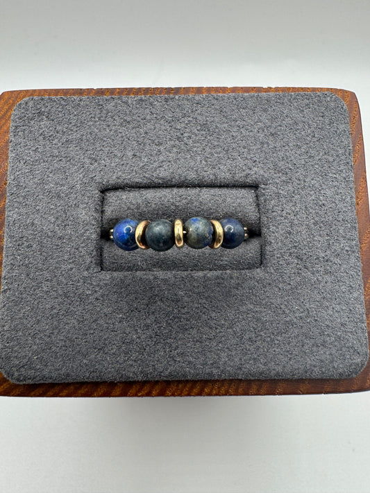 9ct gold lapis lazuli ring