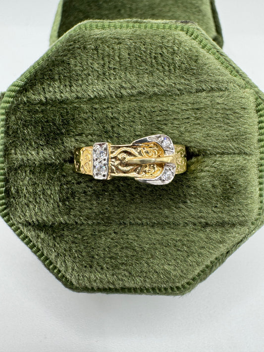 9ct gold cz engraved buckle ring