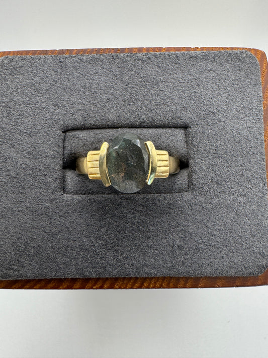 9ct gold labradorite ring