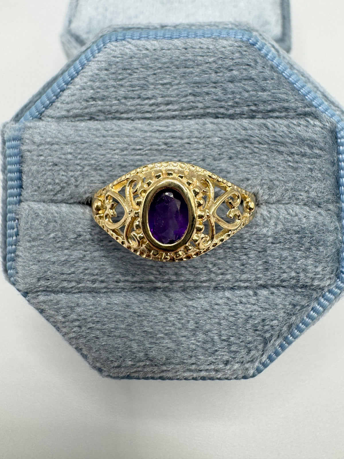 9ct gold amethyst ring