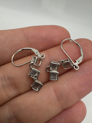 9ct white gold cats eye earrings