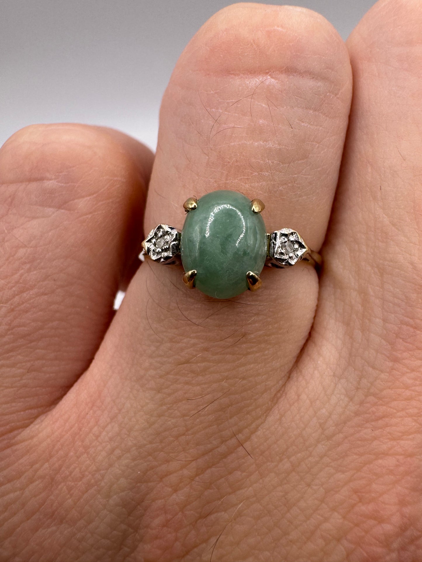 9ct gold jade and diamond ring