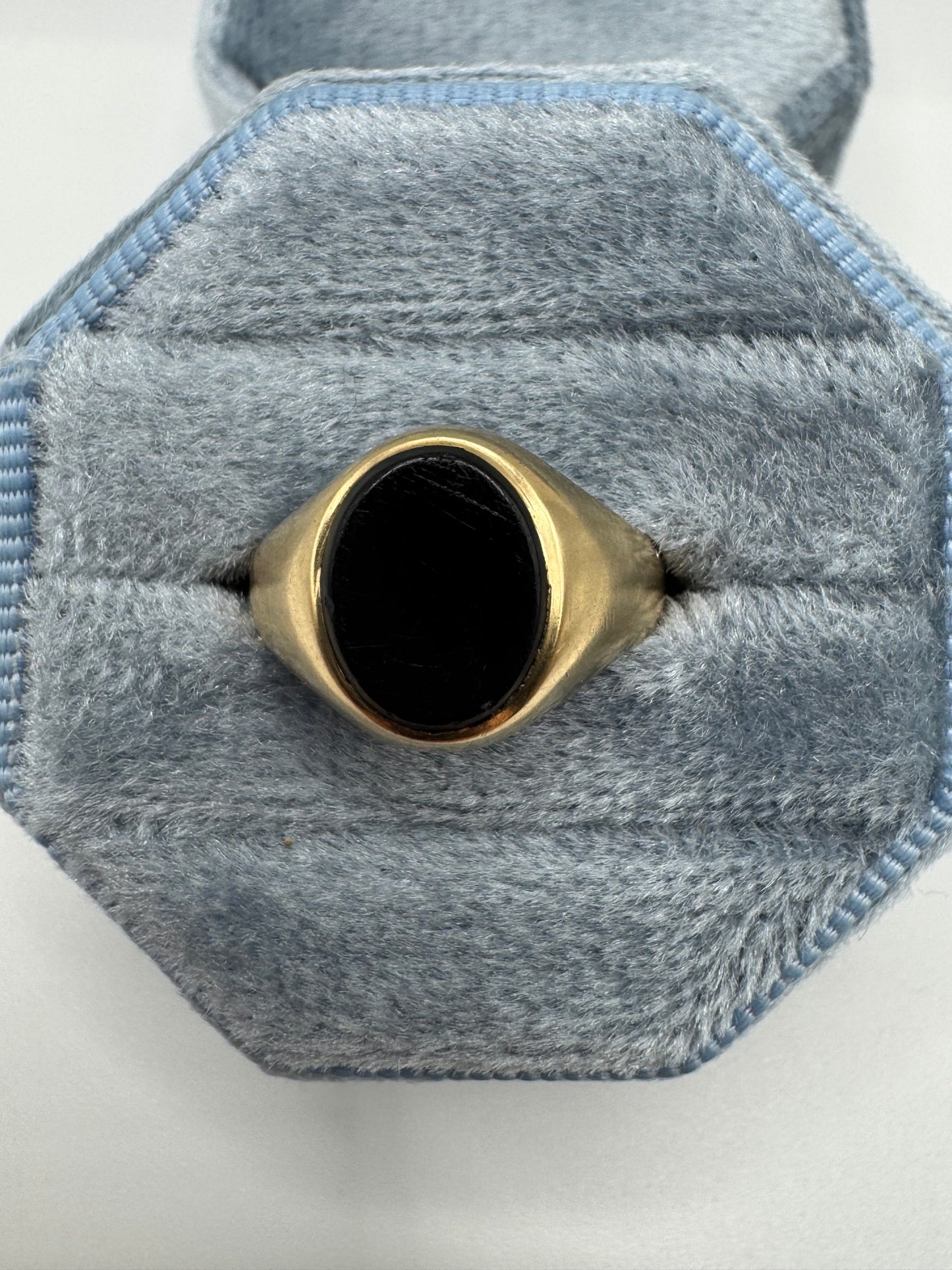 9ct gold onyx signet ring